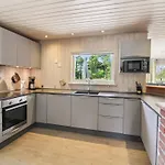 Harthwik - 1km From The Sea By Interhome