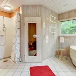 Harthwik - 1km From The Sea By Interhome